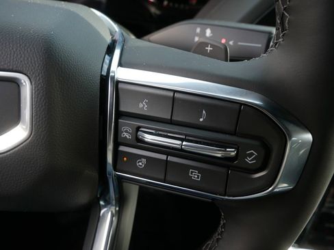 New 2026 GMC Yukon Denali image 16