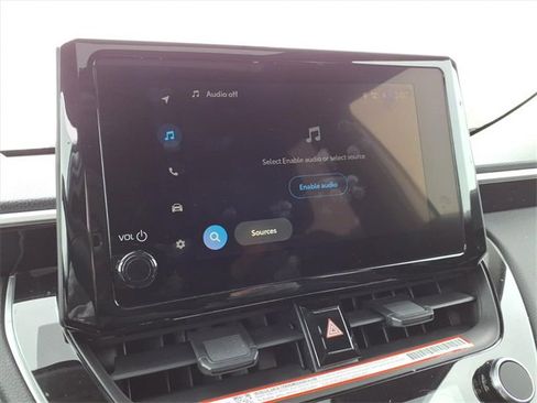 Certified 2024 Toyota Corolla Cross LE image 22