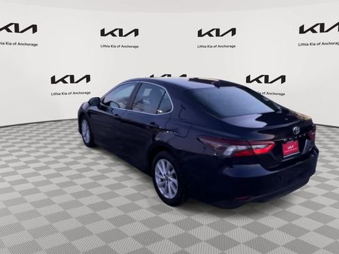 Used 2022 Toyota Camry LE image 6