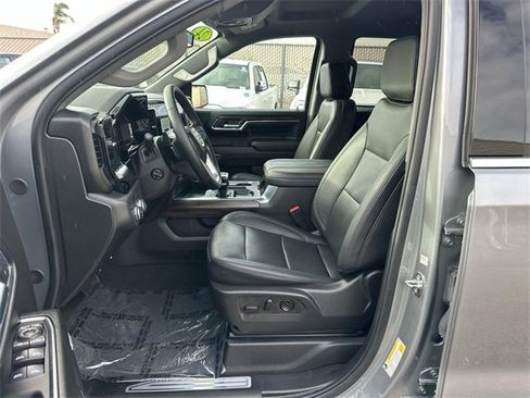 Used 2024 GMC Sierra 1500 SLT w/ SLT Premium Plus Package image 18