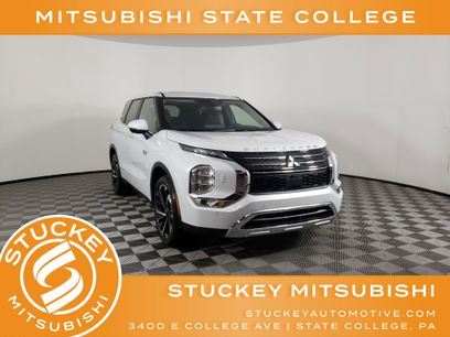 New 2025 Mitsubishi Outlander SE