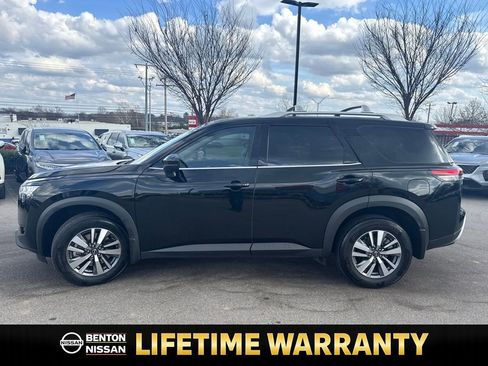 Certified 2023 Nissan Pathfinder SL image 5