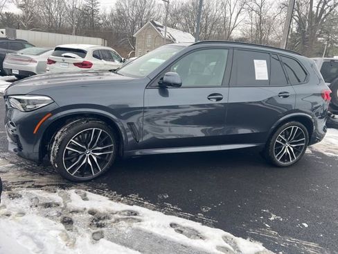 Used 2022 BMW X5 M50i image 36