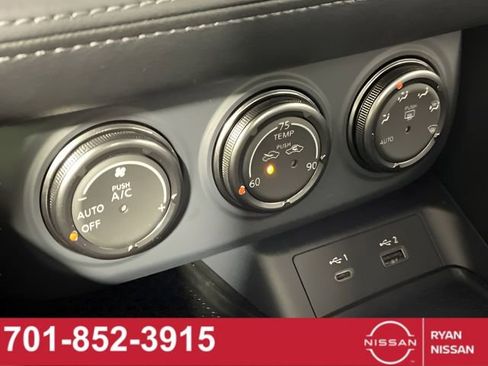 New 2025 Nissan Z Performance w/ Floor Mat Package image 21