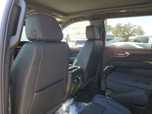 New 2026 GMC Yukon XL Denali w/ Sun & Power Step Package image 10