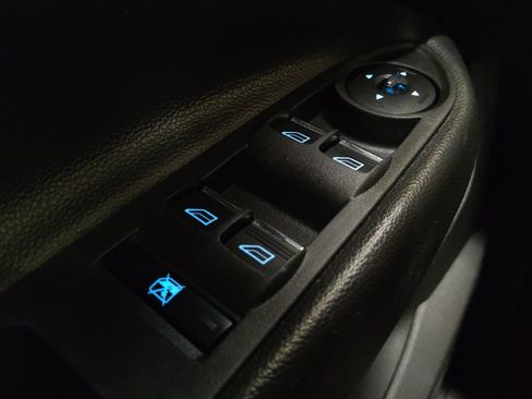 Used 2016 Ford Escape Titanium w/ Equipment Group 301A AWD/4WD image 27