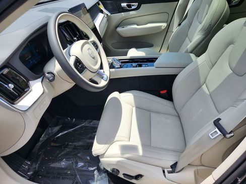 New 2026 Volvo XC60 T8 Ultra w/ Protection Package Premier AWD/4WD image 10