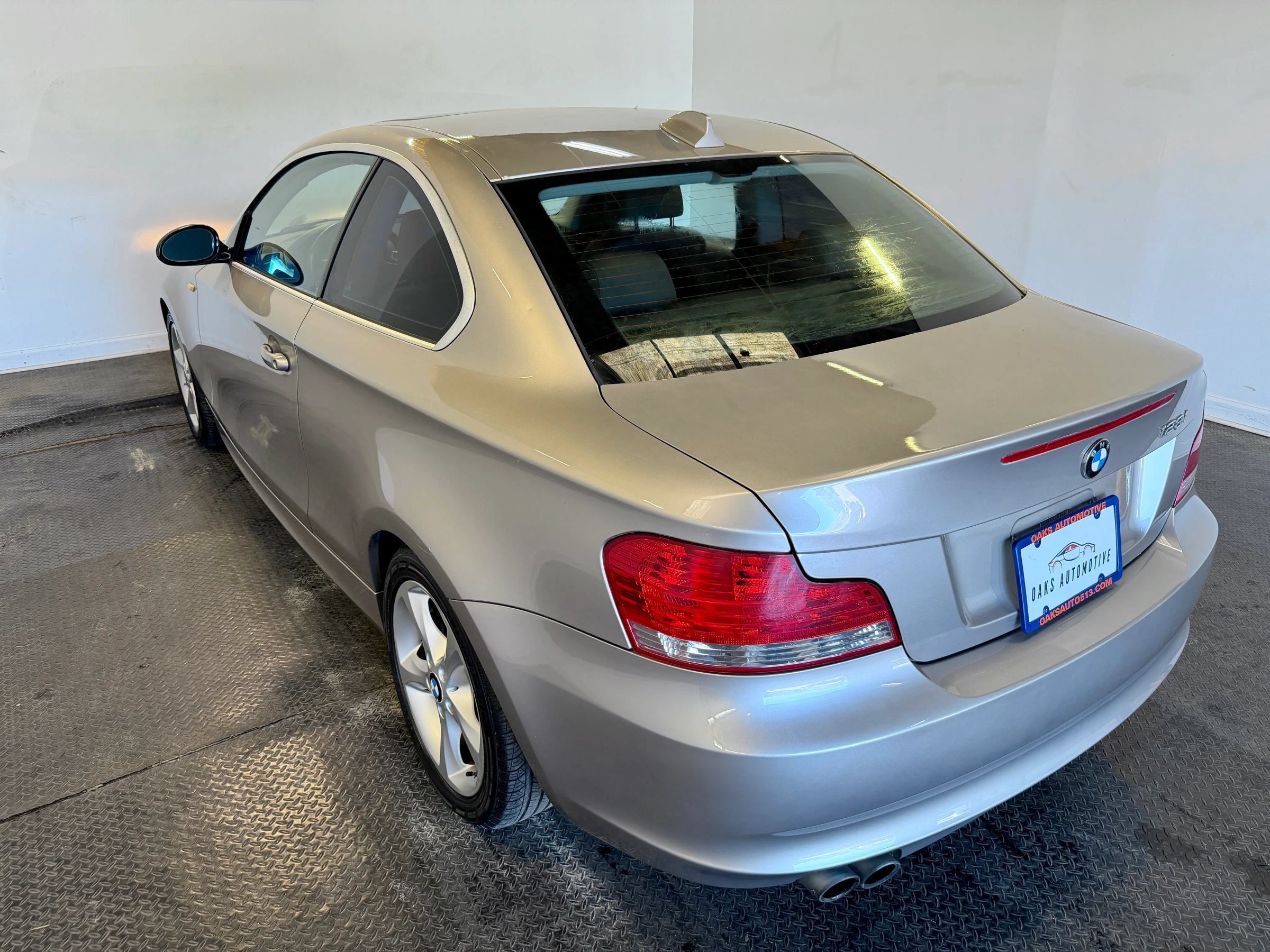 Used 2009 BMW 128i Coupe RWD image 5