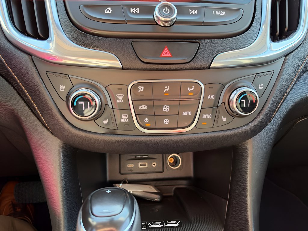 Used 2020 Chevrolet Equinox Premier AWD/4WD image 22