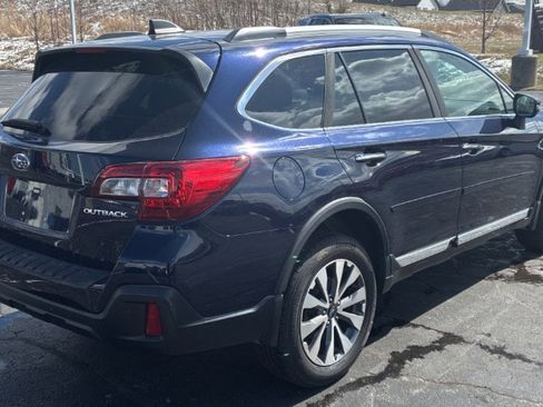 Used 2018 Subaru Outback 2.5i Touring w/ Popular Package #3 image 7
