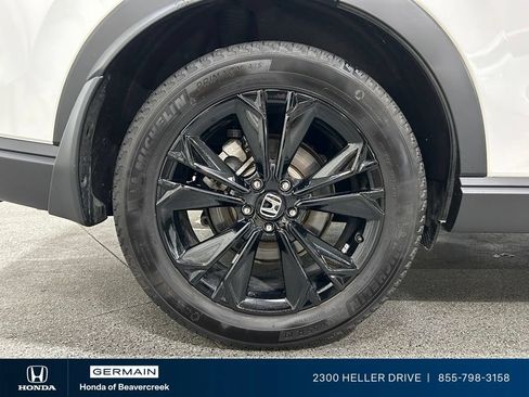 Used 2025 Honda CR-V Sport Touring image 10