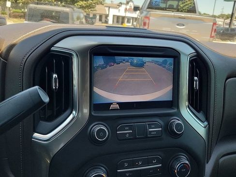 Used 2019 Chevrolet Silverado 1500 LT RWD image 16