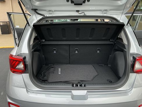 New 2026 Hyundai Venue SEL image 14