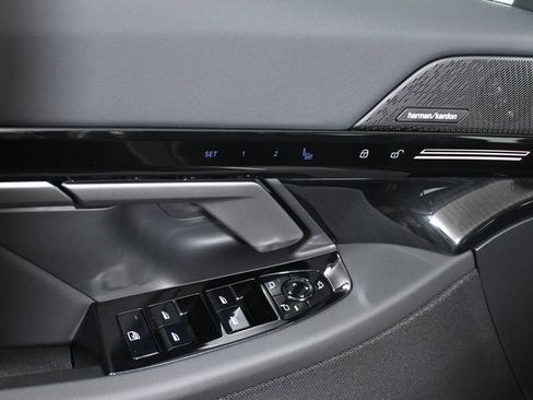 New 2026 BMW 530i xDrive image 29