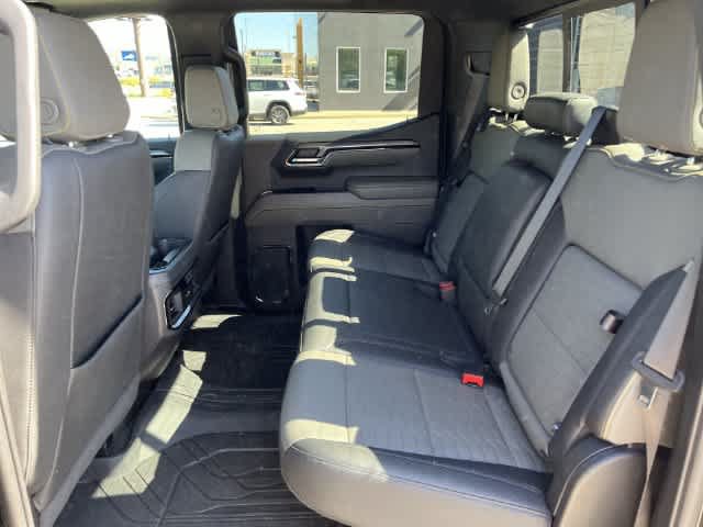 Used 2023 Chevrolet Silverado 1500 ZR2 w/ Technology Package AWD/4WD image 17