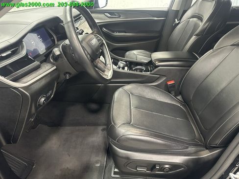 Used 2022 Jeep Grand Cherokee L Limited w/ Luxury Tech Group II AWD/4WD image 23