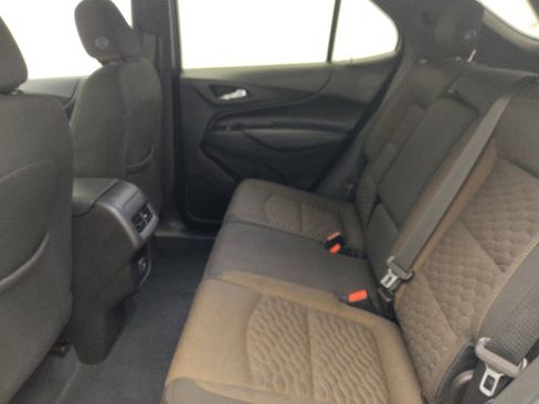 Used 2019 Chevrolet Equinox LT FWD image 18