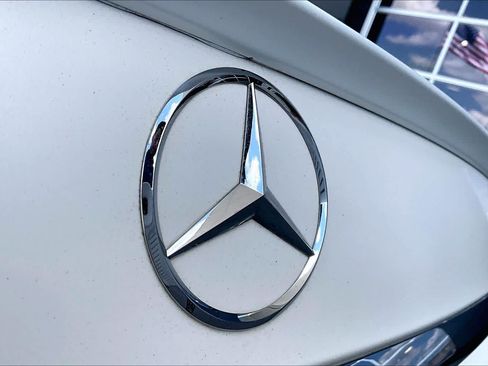 Used 2020 Mercedes-Benz S 560 Sedan image 30