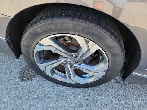 Used 2018 Honda Accord EX-L image 11
