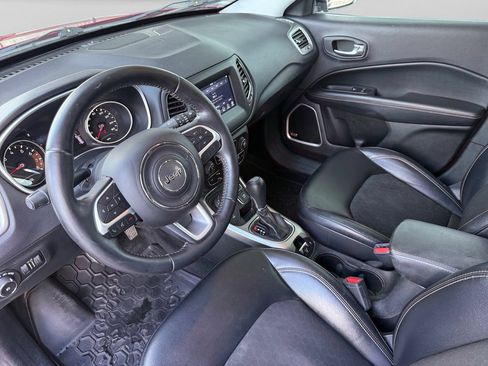 Used 2017 Jeep Compass Latitude w/ Popular Equipment Group AWD/4WD image 12