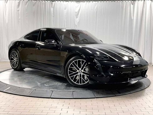 Used 2020 Porsche Taycan Turbo image 12