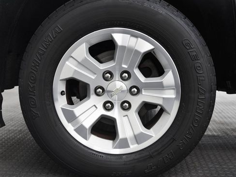 Used 2018 Chevrolet Silverado 1500 LT w/ All Star Edition image 6