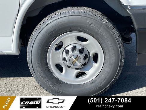 New 2025 Chevrolet Express 2500 w/ Driver Convenience Package image 28