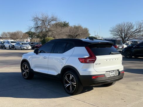 Used 2021 Volvo XC40 T5 R-Design w/ Protection Package Premier image 5