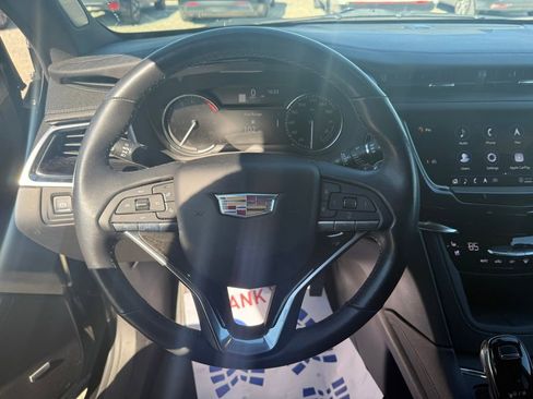 Certified 2023 Cadillac XT6 Premium Luxury FWD image 20