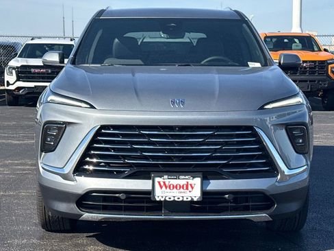 New 2026 Buick Enclave Preferred w/ Power Package AWD/4WD image 4