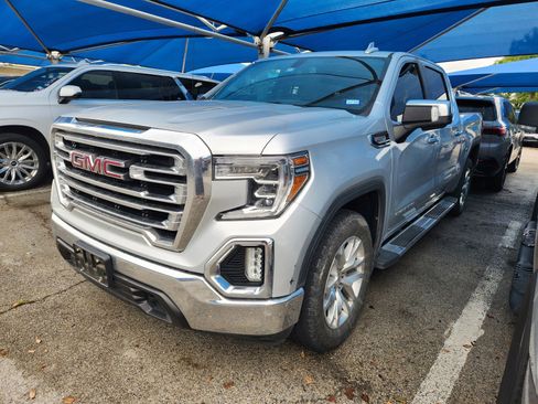 Used 2020 GMC Sierra 1500 SLT AWD/4WD image 2