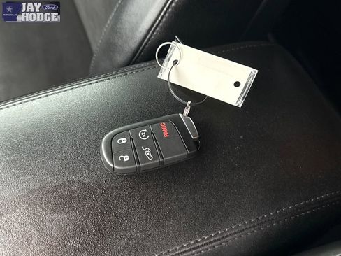 Used 2019 Dodge Durango GT RWD image 9