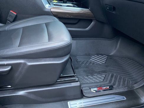 Used 2025 Chevrolet Silverado 1500 LT Trail Boss w/ Convenience Package II image 20