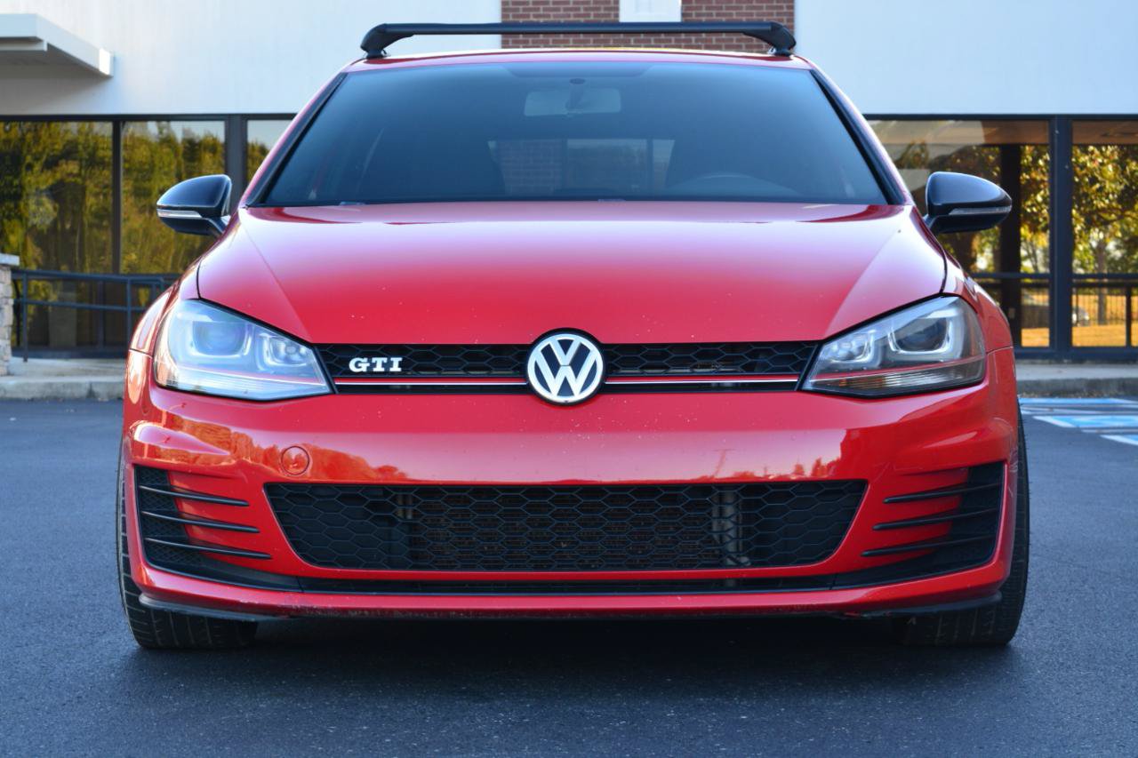 Used 2017 Volkswagen GTI Sport FWD image 2