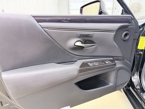 Used 2019 Lexus ES 350 w/ Accessory Package 2 FWD image 8