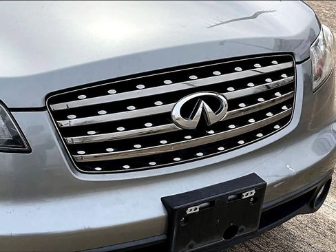 Used 2005 INFINITI FX35 w/ (P01) Touring Pkg image 26