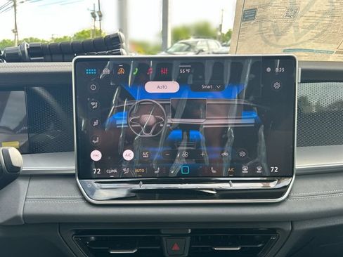 New 2026 Volkswagen Tiguan SE AWD/4WD image 19