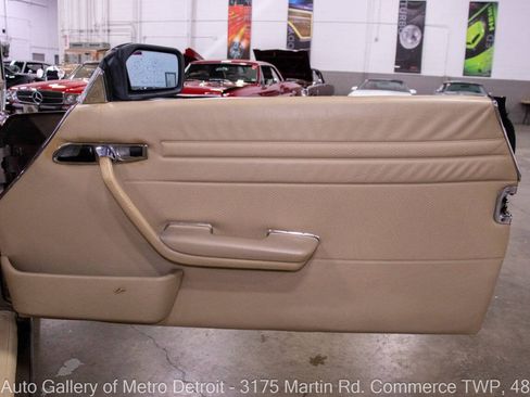 Used 1987 Mercedes-Benz 560 SL image 37
