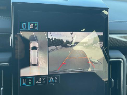 New 2026 GMC Yukon XL Elevation image 14