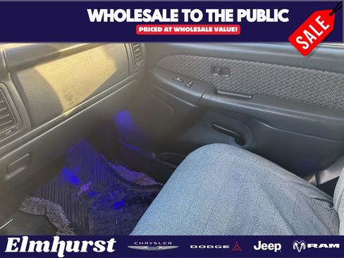 Used 2002 Chevrolet Avalanche 2WD image 4