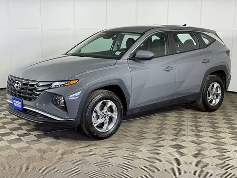 Used 2024 Hyundai Tucson SE AWD/4WD image 6