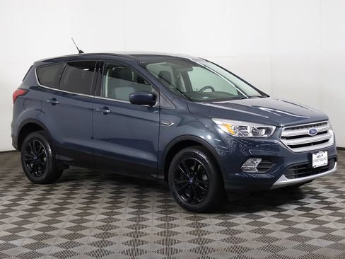 Used 2019 Ford Escape SE FWD image 47