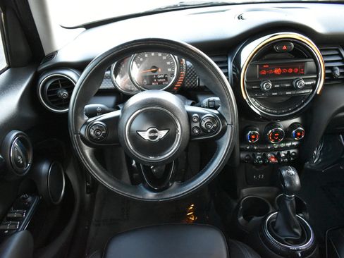 Used 2015 MINI Cooper S image 11