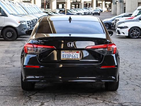 Used 2022 Honda Civic EX image 5