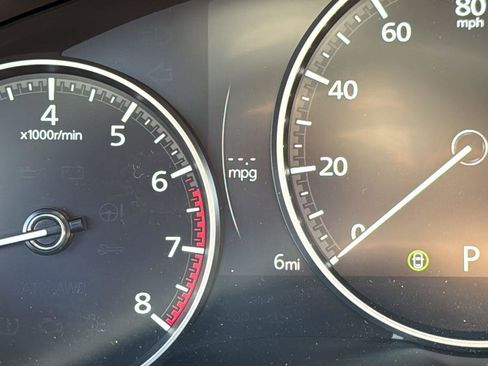 New 2026 MAZDA MAZDA3 Hatchback w/Premium Plus Pkg image 11