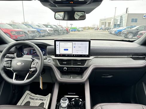 New 2025 Ford Explorer Platinum w/ LUX Leather Package image 10