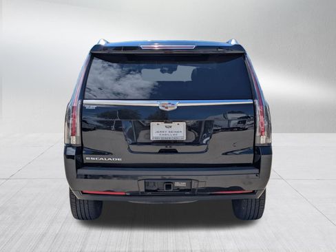 Used 2019 Cadillac Escalade Luxury AWD/4WD image 5