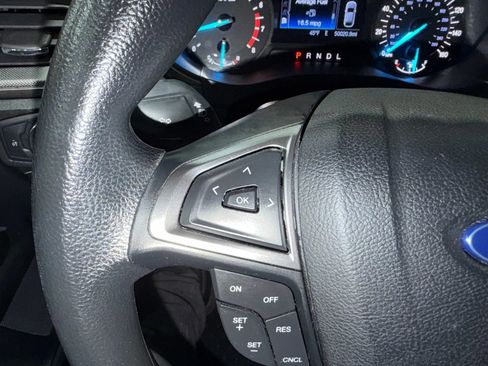 Used 2017 Ford Fusion SE image 13