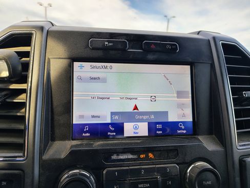 Used 2019 Ford F150 XLT w/ Equipment Group 302A Luxury AWD/4WD image 3