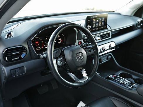 Certified 2025 Honda Pilot EX-L image 20